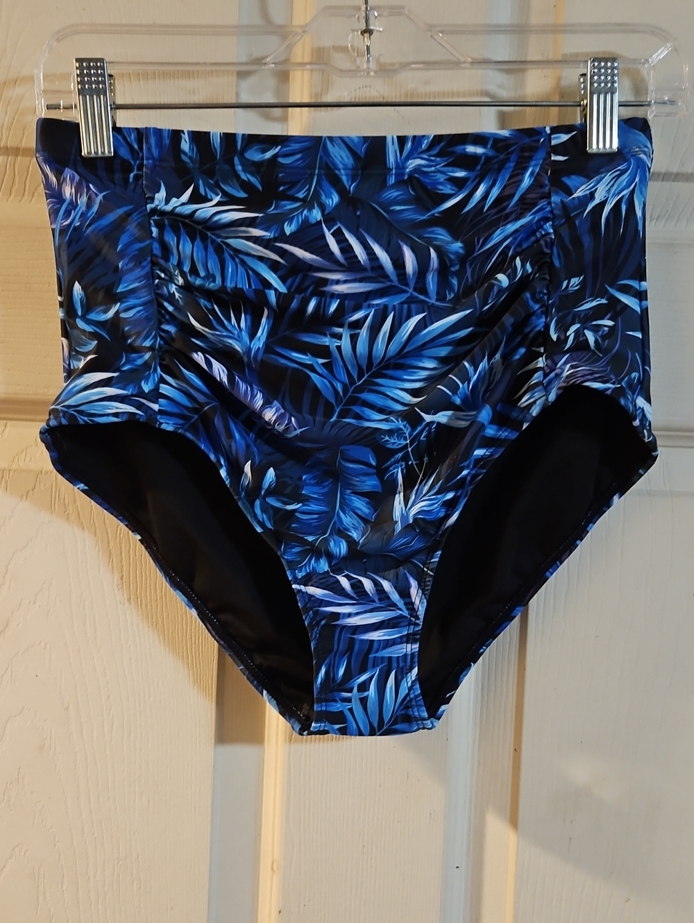 TEMPT ME BLUE/BLACK TROPICAL SWIMSUIT BOTTOM: NEW WITH TAGS: SIZE M